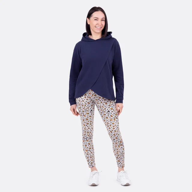 Alpenfleece Leomuster Leggings Kapuzenshirt Sweatstoff Alpenfleece Leomuster Leggings Kapuzenshirt Sweatstoff